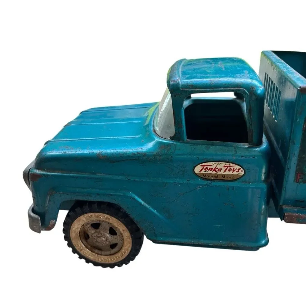 Vintage Tonka Farms 1960’s Pressed Steel Steak Truck